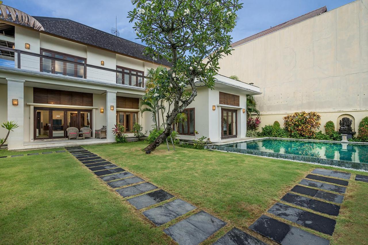 Bali Villa Lotus Seminyak Exterior foto